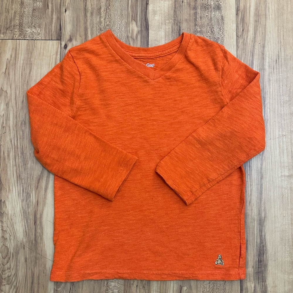 Burnt orange Gap V-Neck shirt size 3T